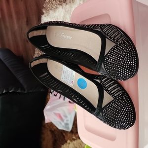 Women's shoes